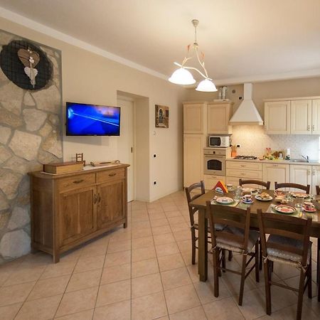 Il Roseto Holidays Castelnuovo del Garda Exterior photo