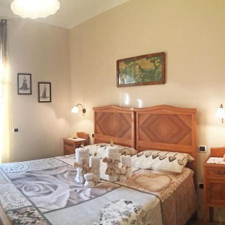 Il Roseto Holidays Castelnuovo del Garda Exterior photo